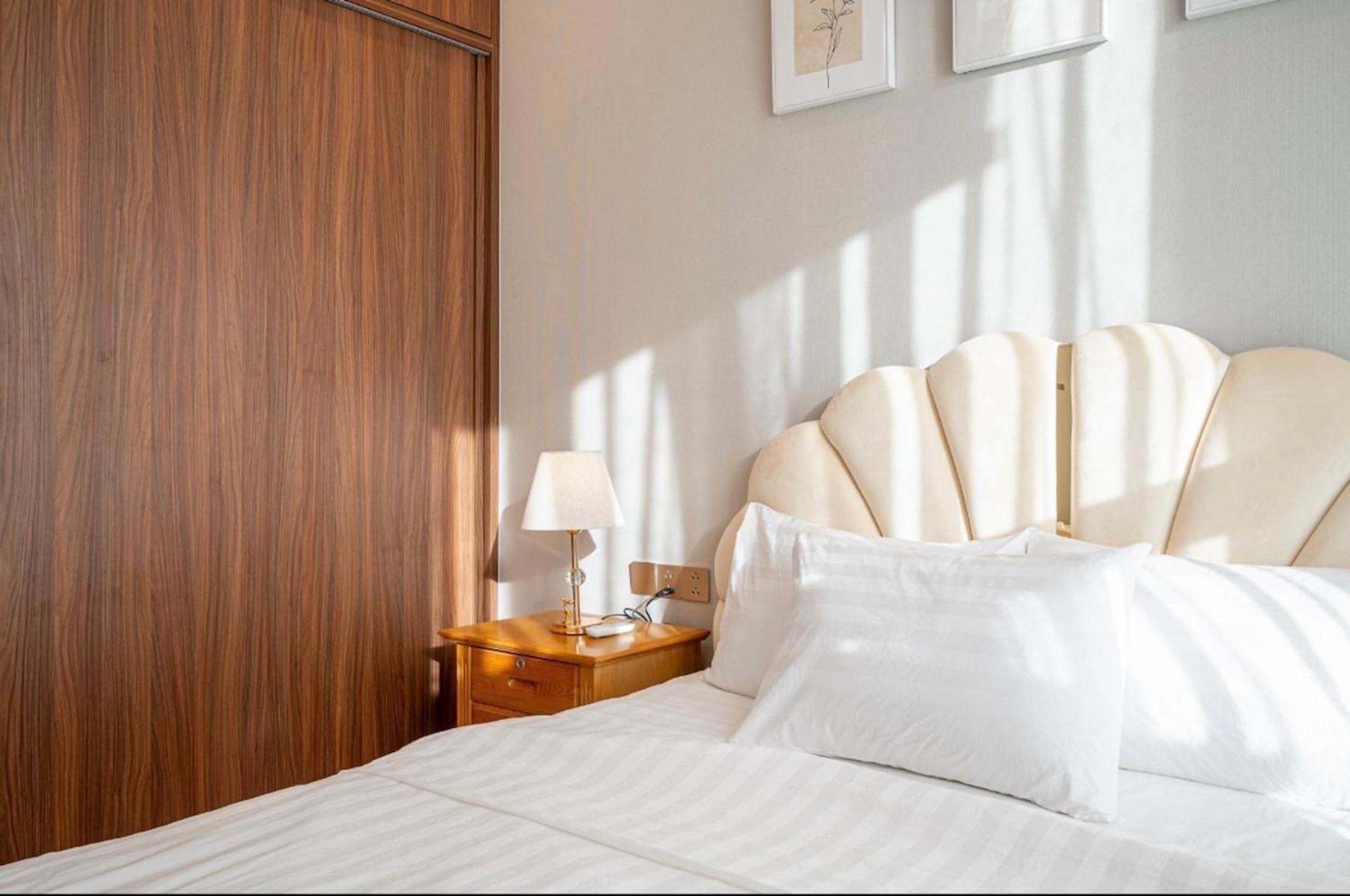 The Crest-Central Saigon Riverside -Free Pool-Gym-Sauna Room-Yoga Room Ho Chi Minh City Exterior photo
